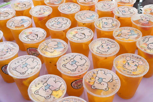 Tea at the stand - Craving